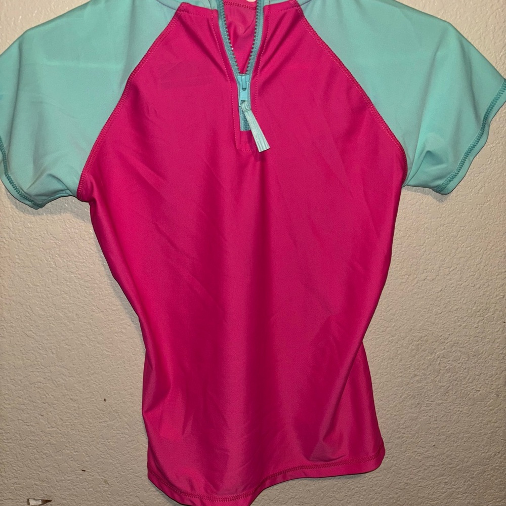 Eddie Bauer Aqua Short Sleeve Rash Guard set with shorts